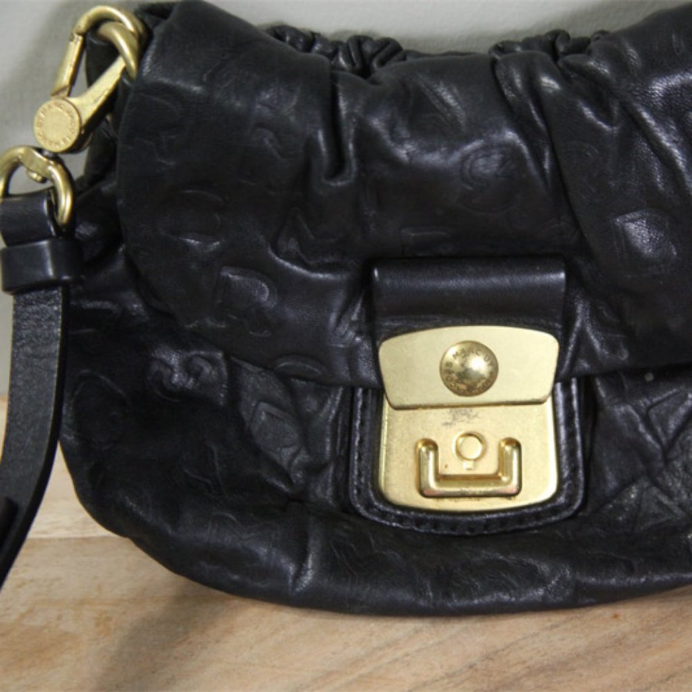 Marc Jacobs Cross Bag Black & Gold